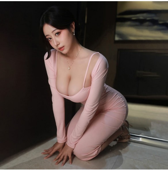 FEE ET MOI - Gentle Wife Low-Neck Loungewear Set (Pink) FEE ET MOI - Gentle Wife Low-Neck Loungewear Set (Pink)